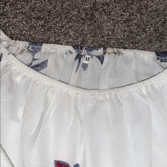 Off The Shoulder Crop Top - Picture 3 of 4